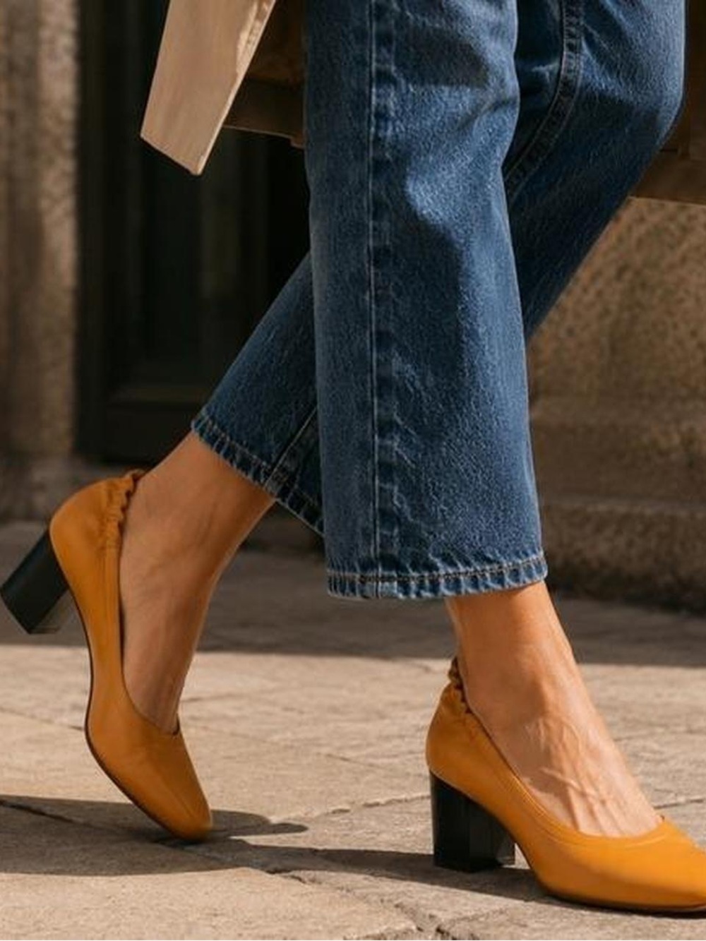 Everlane The Day Heel Mustard Yellow Italian Leather Pumps Size 10 New in box
